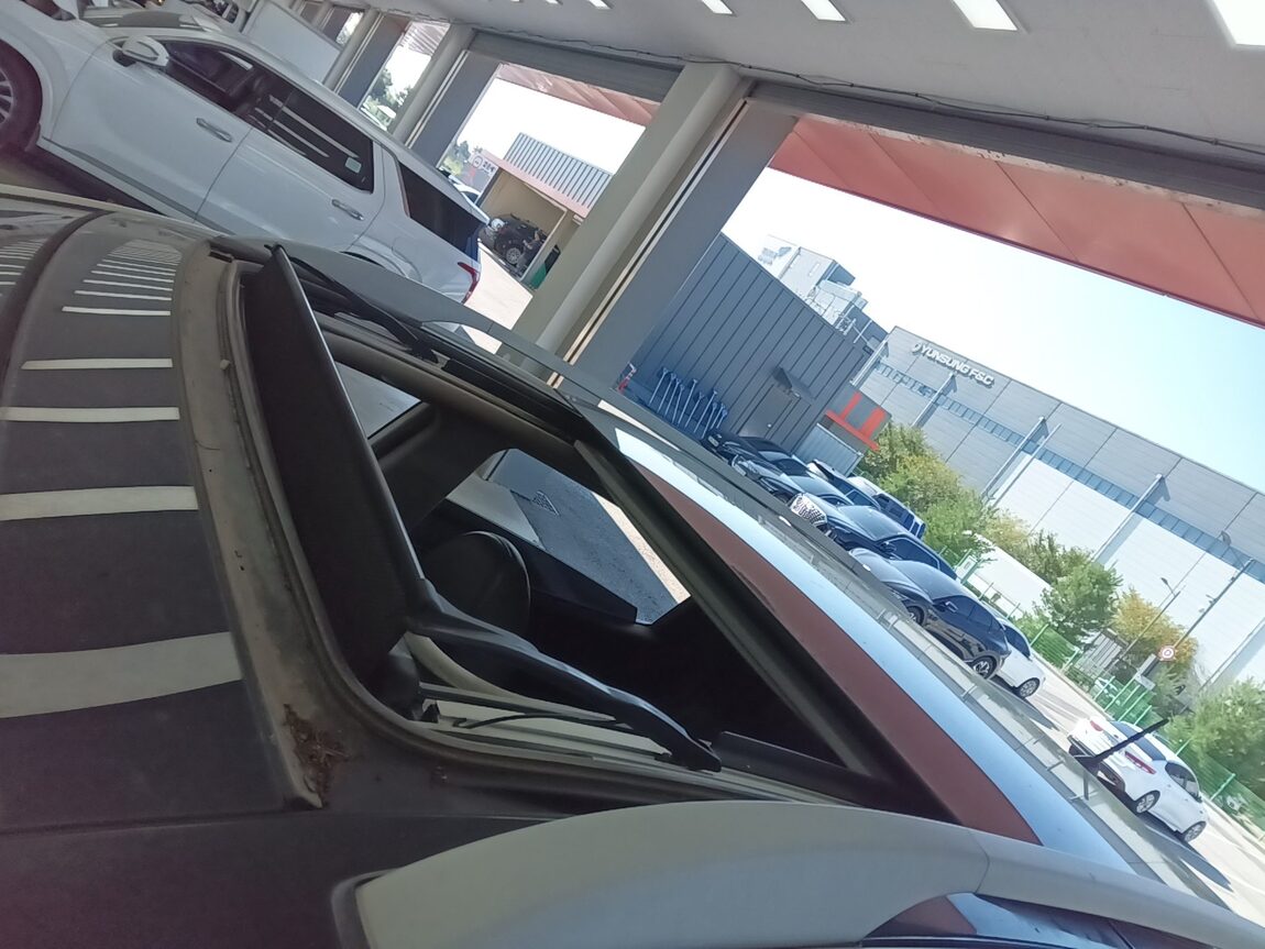 HYUNDAI NEW TUCSON ix DIESEL R2.0 2WD SMART SPECIAL 2014 - zdjęcie 18