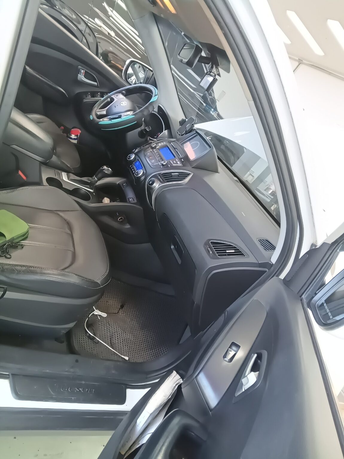 HYUNDAI NEW TUCSON ix DIESEL R2.0 2WD SMART SPECIAL 2014 - zdjęcie 14