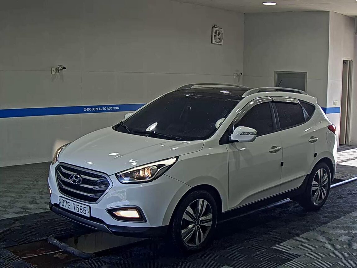 HYUNDAI NEW TUCSON ix DIESEL R2.0 2WD SMART SPECIAL 2014 - zdjęcie 2