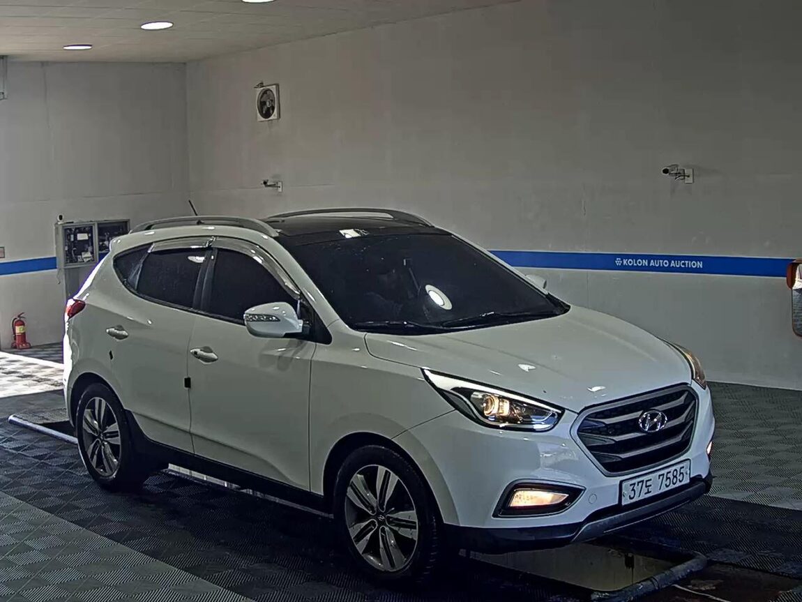 HYUNDAI NEW TUCSON ix DIESEL R2.0 2WD SMART SPECIAL 2014 - zdjęcie 3