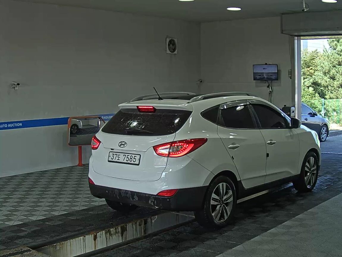 HYUNDAI NEW TUCSON ix DIESEL R2.0 2WD SMART SPECIAL 2014 - zdjęcie 5