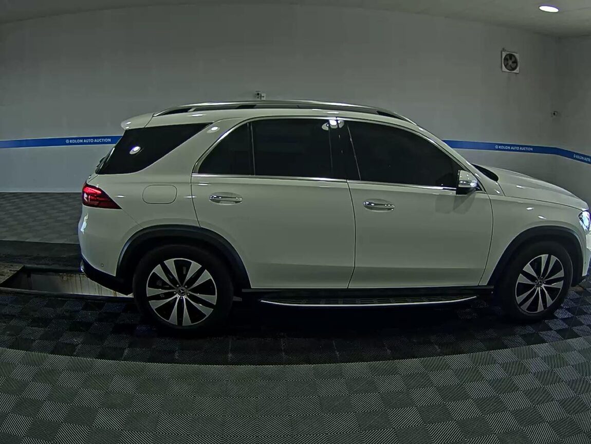 MERCEDES-BENZ GLE-CLASS (4TH GEN) GLE 300d 4MATIC 2024 - zdjęcie 4