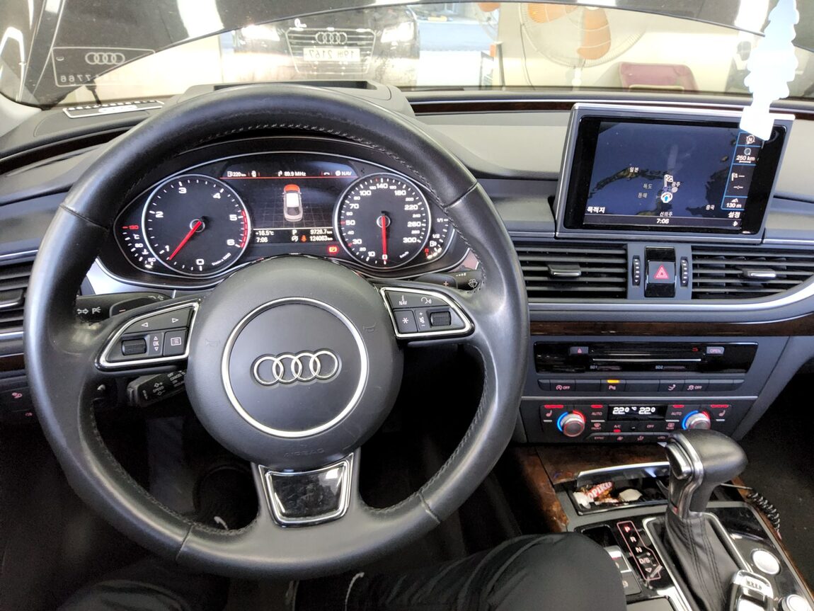 AUDI A7 45 TDI QUATTRO 2015 - zdjęcie 17