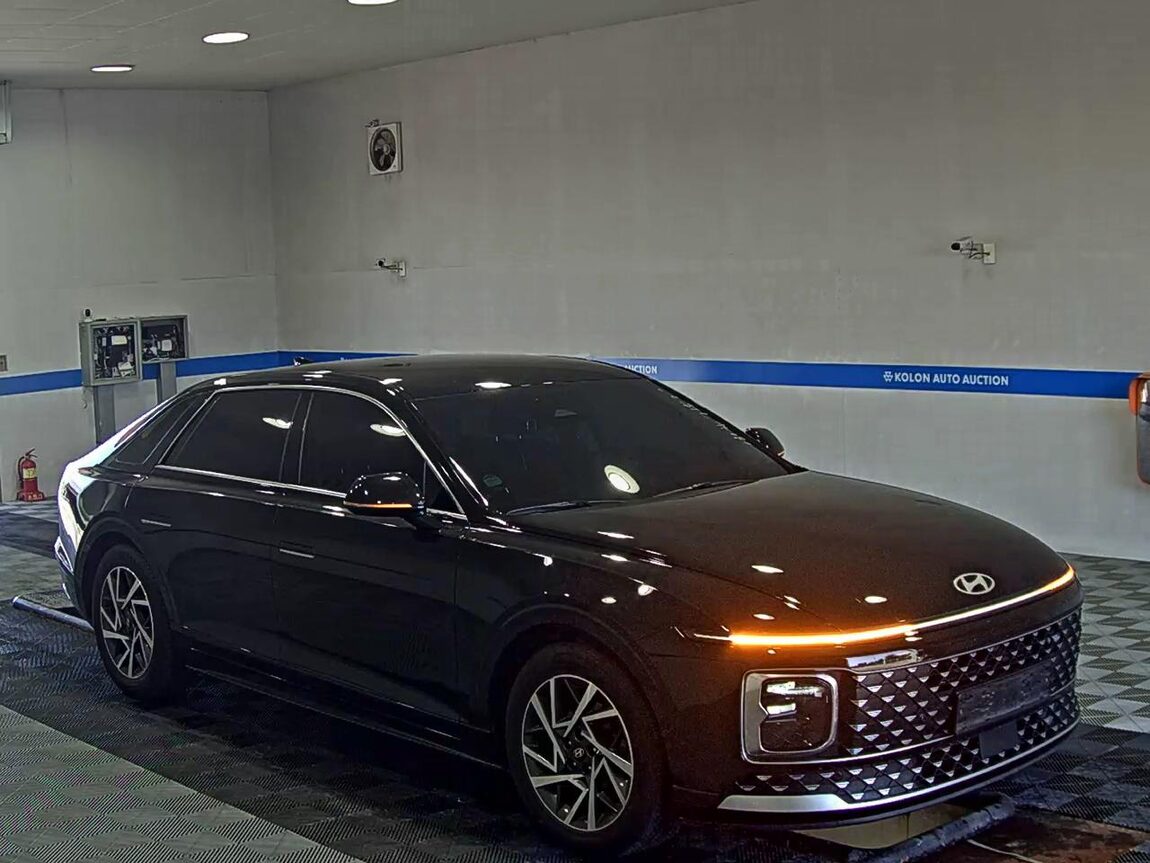 HYUNDAI THE ALL NEW GRANDEUR HYBRID 1.6 HYBRID PREMIUM 2023 - zdjęcie 3