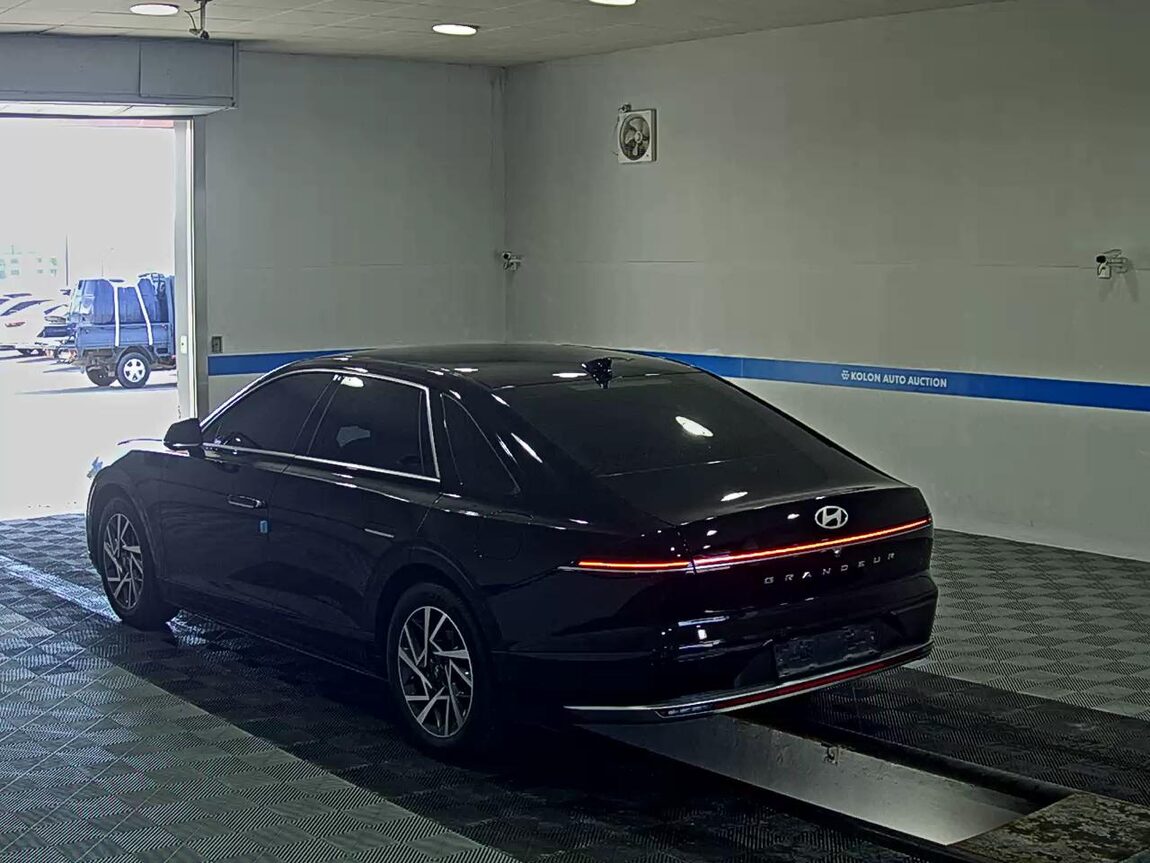 HYUNDAI THE ALL NEW GRANDEUR HYBRID 1.6 HYBRID PREMIUM 2023 - zdjęcie 6
