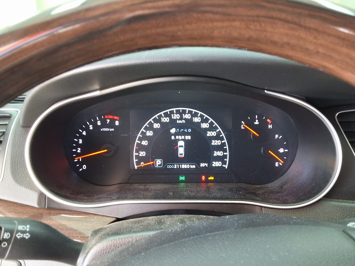 KIA THE NEW K7 3.0 GDI PRESTIGE 2015 - zdjęcie 10
