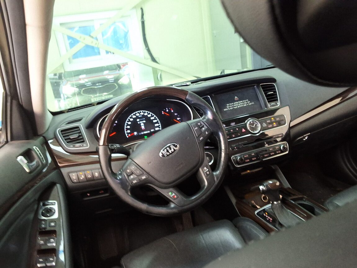KIA THE NEW K7 3.0 GDI PRESTIGE 2015 - zdjęcie 12