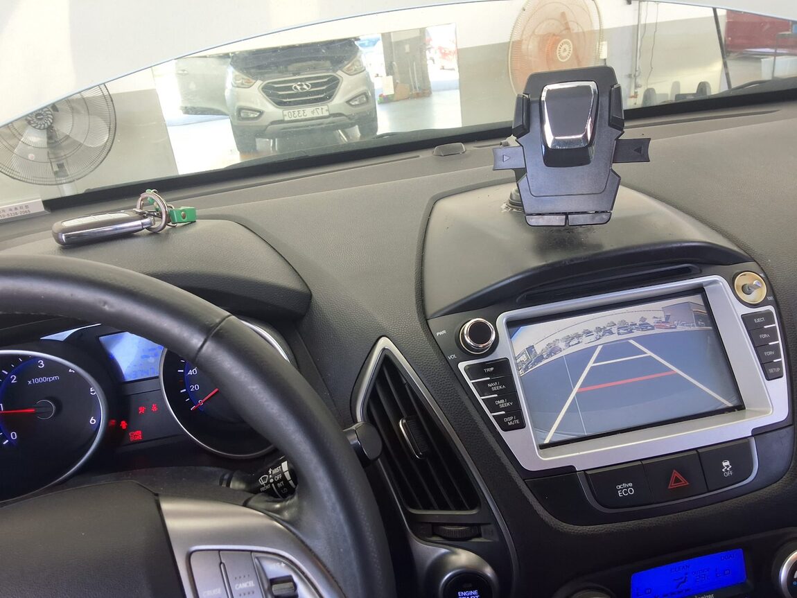 HYUNDAI NEW TUCSON ix DIESEL R2.0 2WD MODERN 2015 - zdjęcie 19