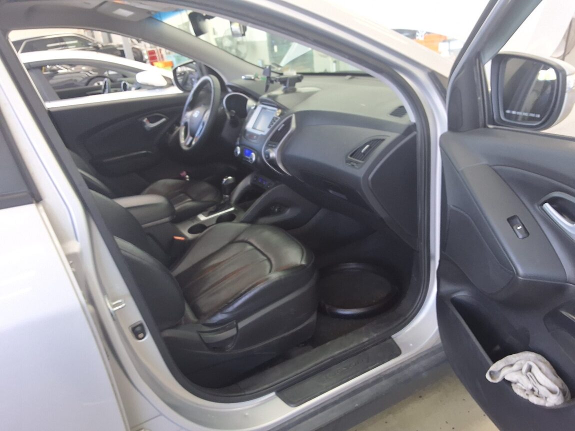 HYUNDAI NEW TUCSON ix DIESEL R2.0 2WD MODERN 2015 - zdjęcie 15