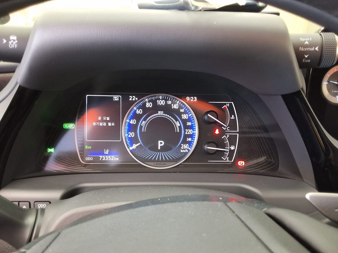 LEXUS ES (7TH GEN) 300h SUPREME 2025 - zdjęcie 10