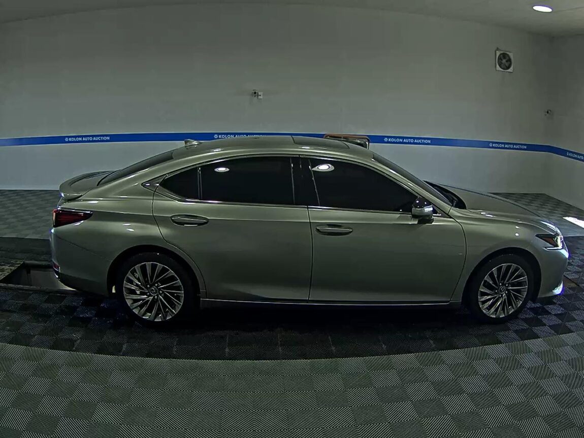 LEXUS ES (7TH GEN) 300h SUPREME 2025 - zdjęcie 4