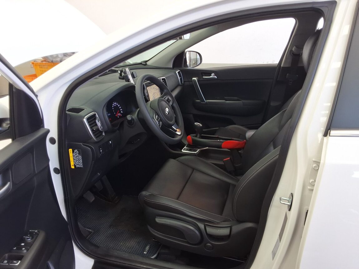 KIA NEW SPORTAGE R2.0 2WD TRENDY 2016 - zdjęcie 10