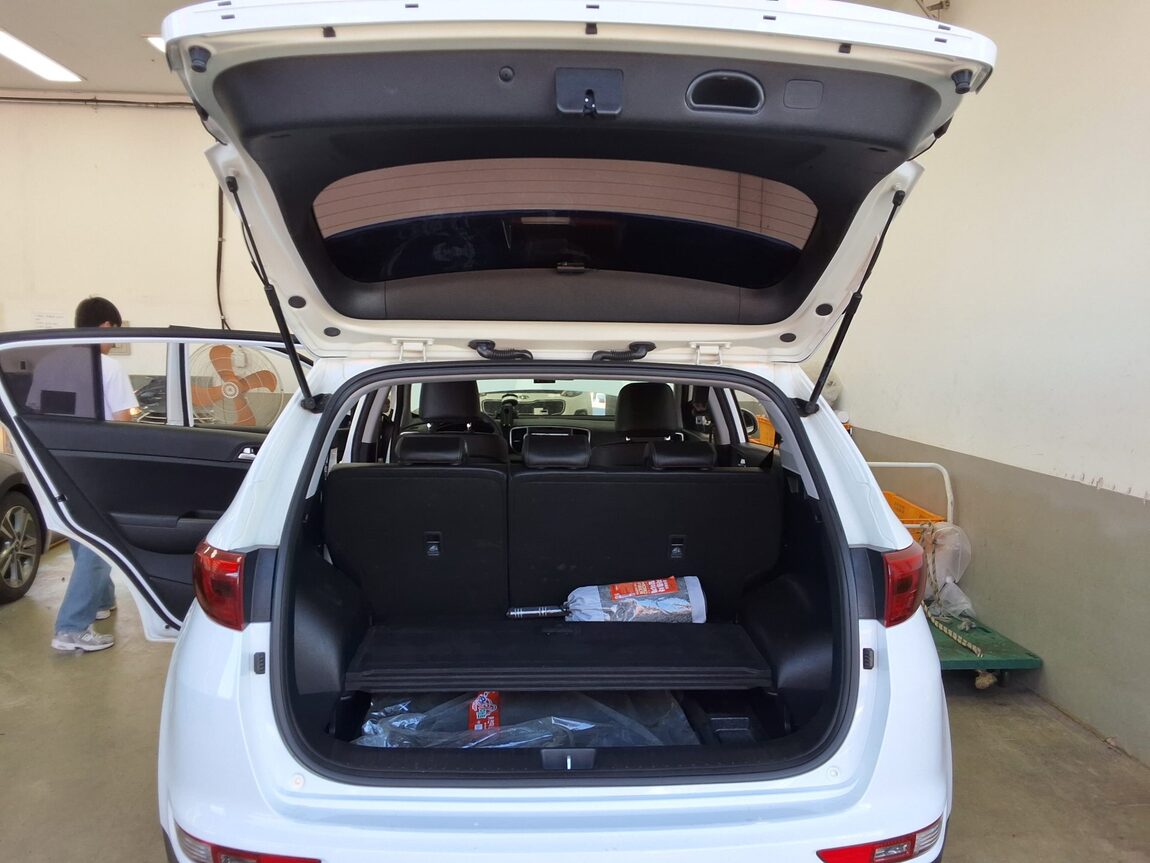 KIA NEW SPORTAGE R2.0 2WD TRENDY 2016 - zdjęcie 15