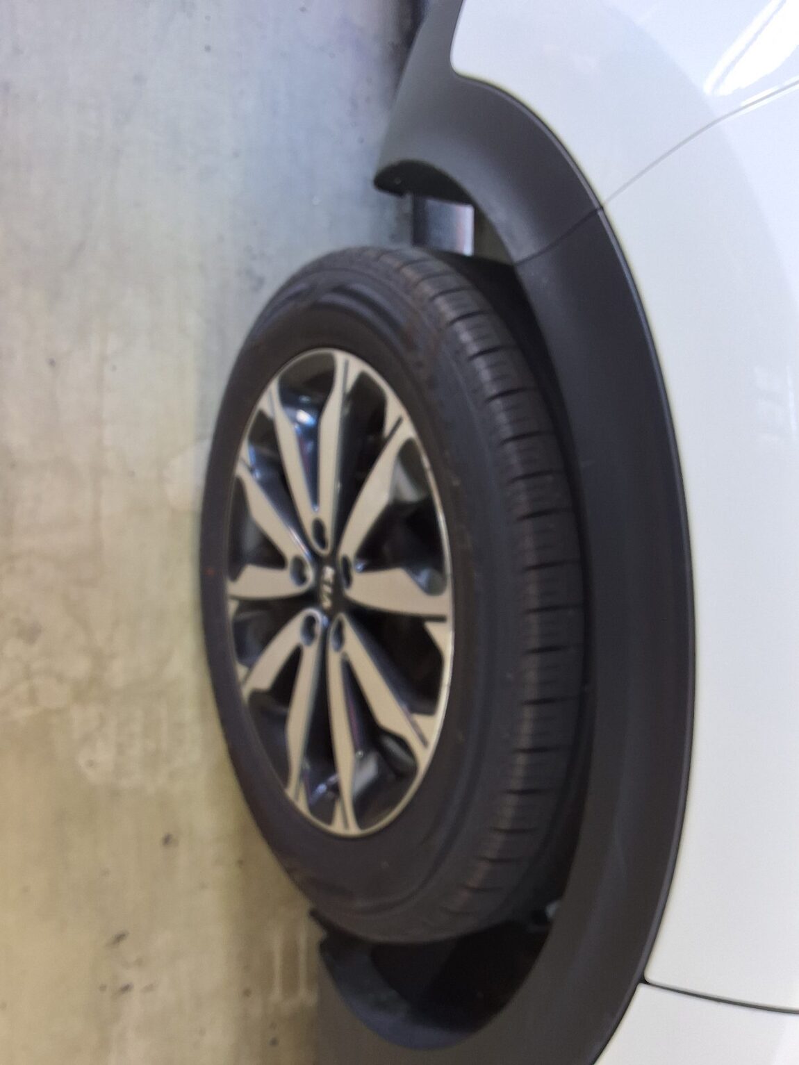 KIA NEW SPORTAGE R2.0 2WD TRENDY 2016 - zdjęcie 22