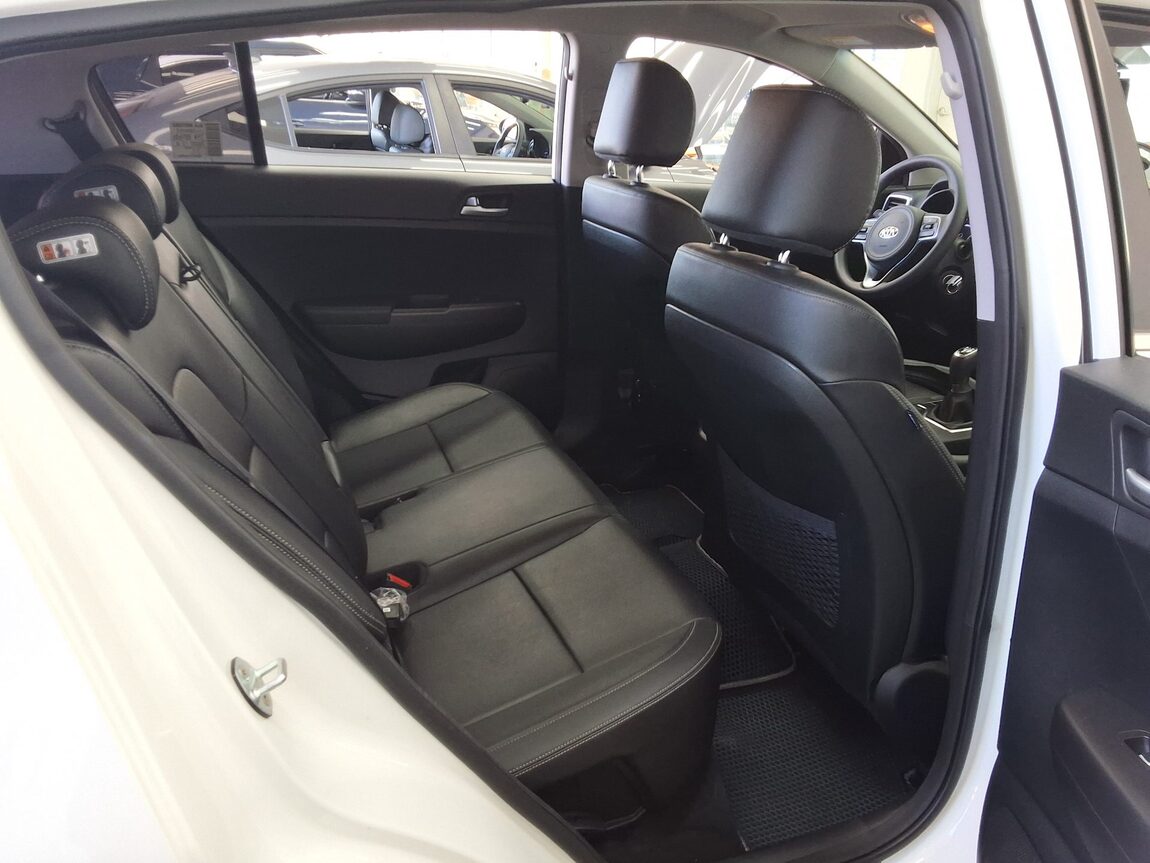 KIA NEW SPORTAGE R2.0 2WD TRENDY 2016 - zdjęcie 13