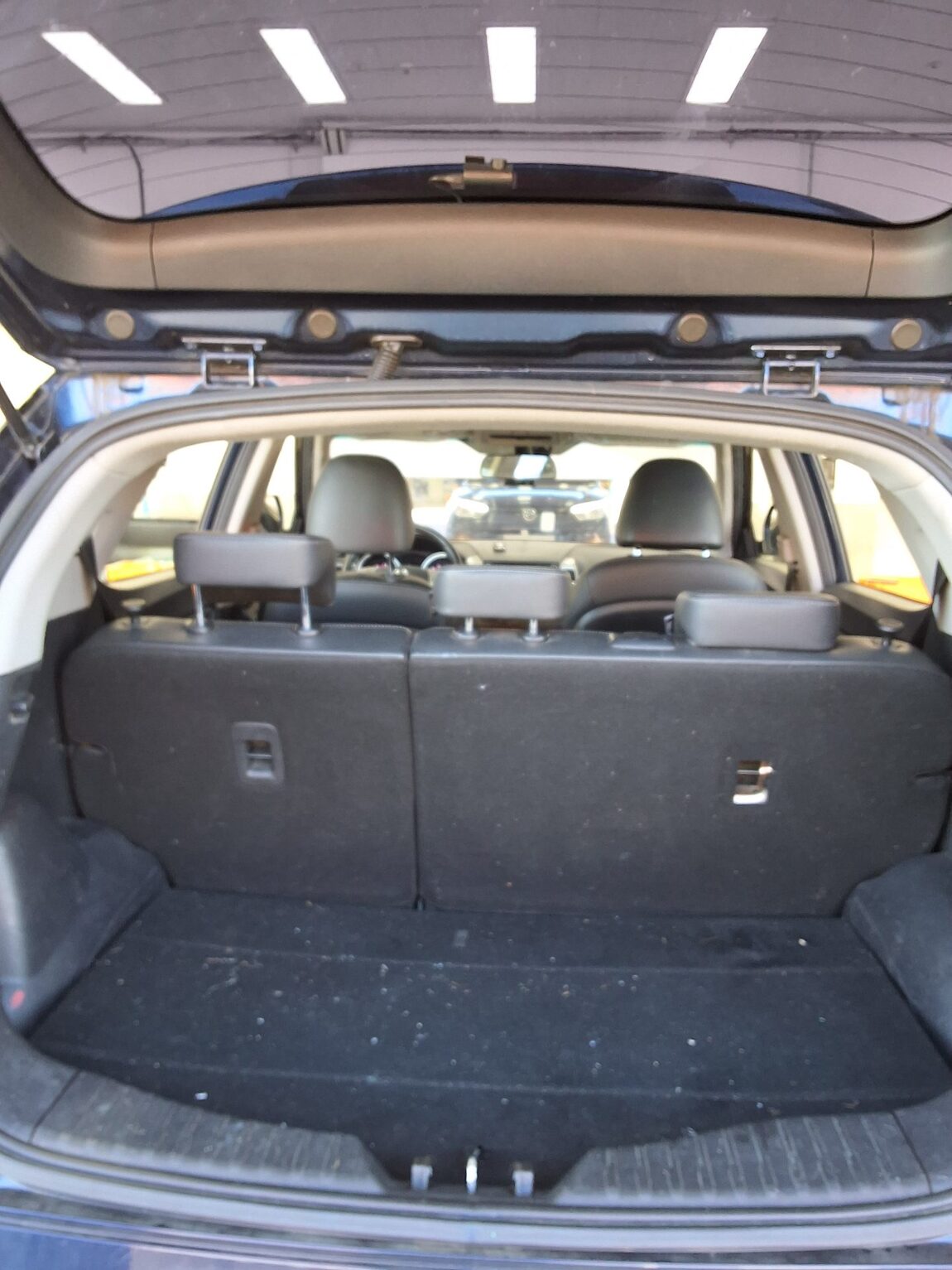 KG MOBILITY (SSANGYONG) TIVOLI GASOLINE 2WD VX 2016 - zdjęcie 15