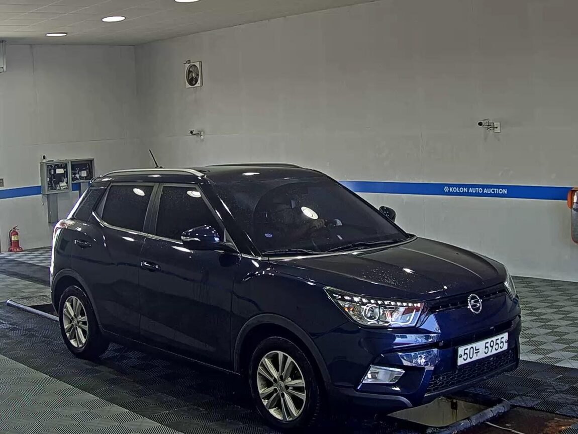 KG MOBILITY (SSANGYONG) TIVOLI GASOLINE 2WD VX 2016 - zdjęcie 3