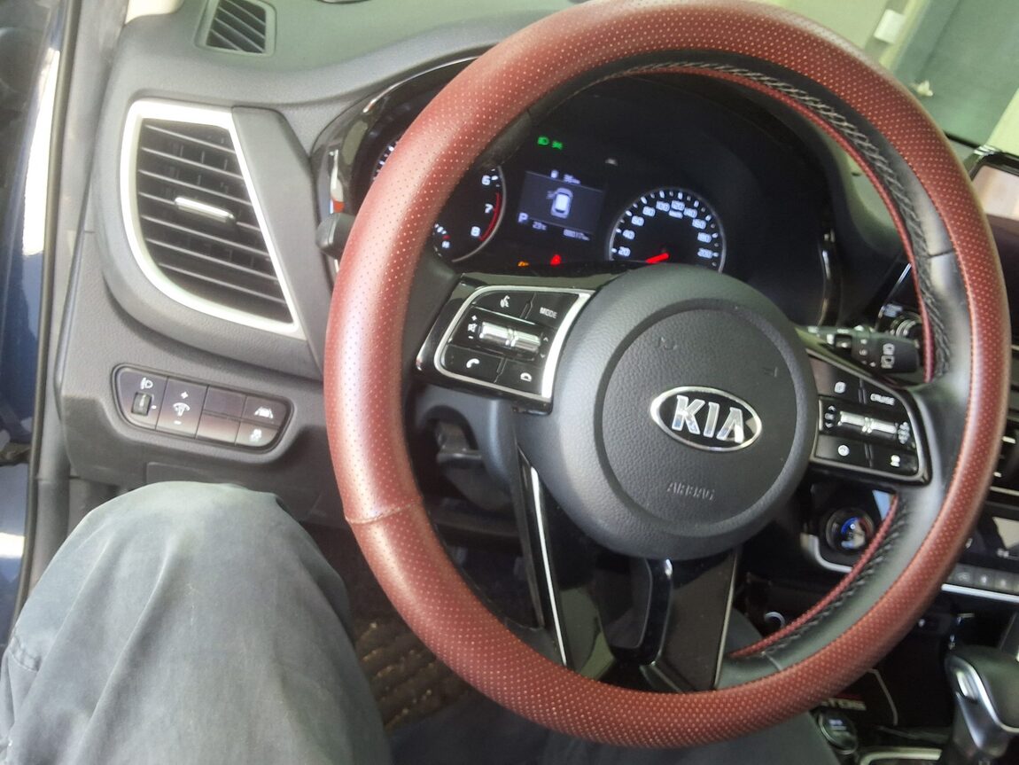 KIA SELTOS 1.6 GASOLINE 2WD SIGNATURE 2021 - zdjęcie 23