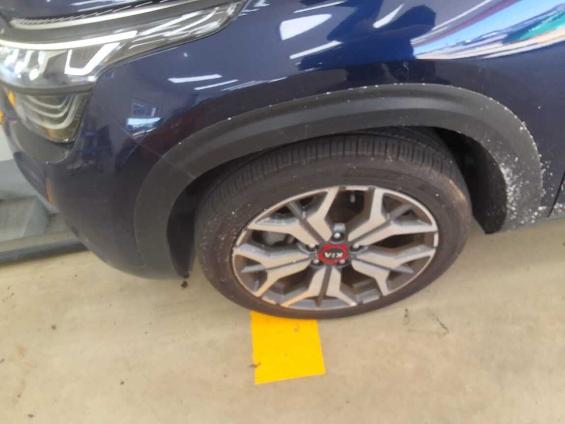 KIA SELTOS 1.6 GASOLINE 2WD SIGNATURE 2021 - zdjęcie 19