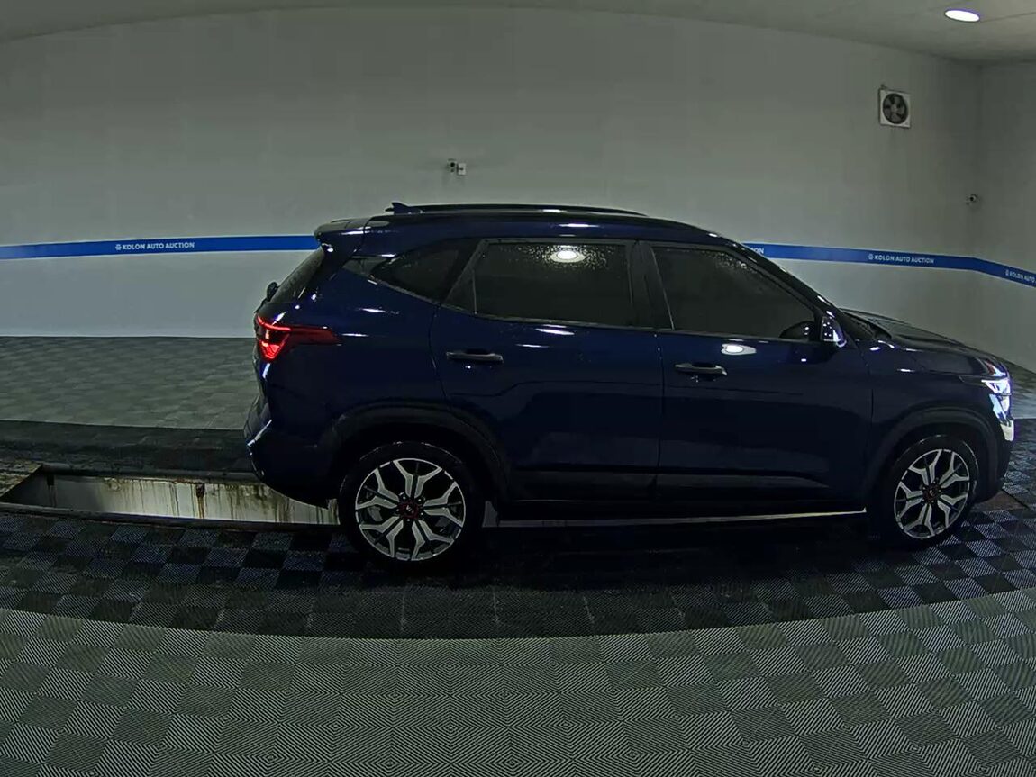 KIA SELTOS 1.6 GASOLINE 2WD SIGNATURE 2021 - zdjęcie 4