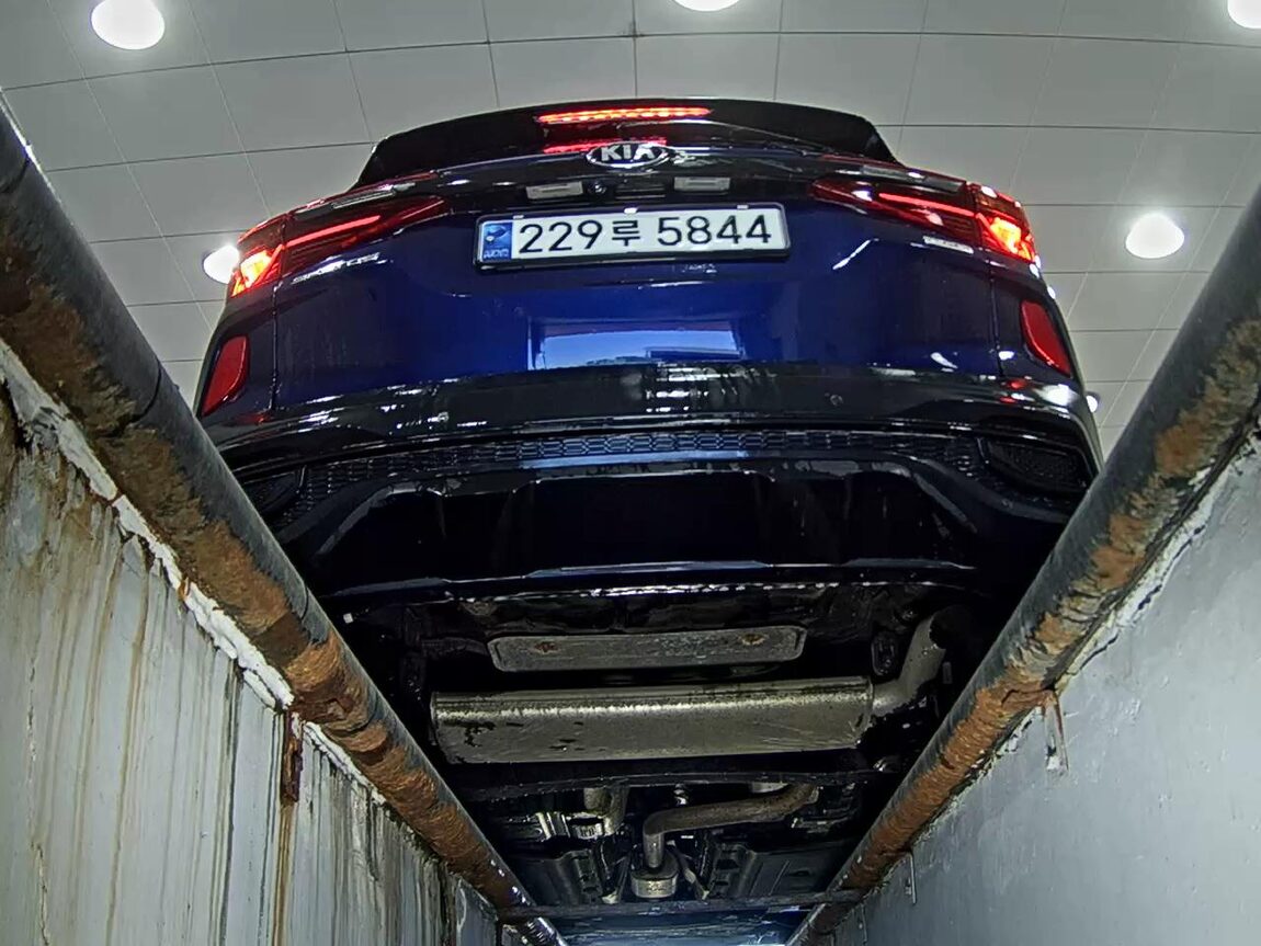 KIA SELTOS 1.6 GASOLINE 2WD SIGNATURE 2021 - zdjęcie 8