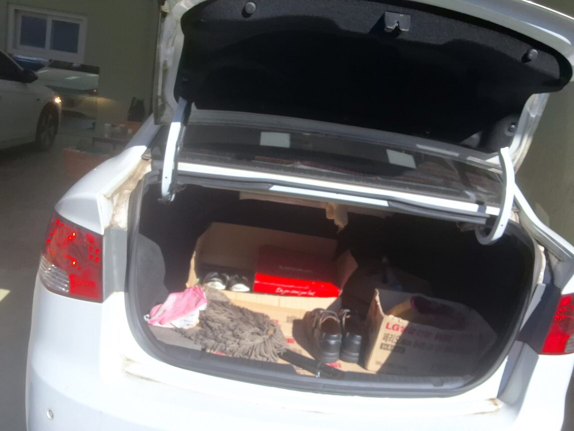 KIA FORTE 1.6 CVVT PREMIUM Si BLACK 2010 - zdjęcie 16