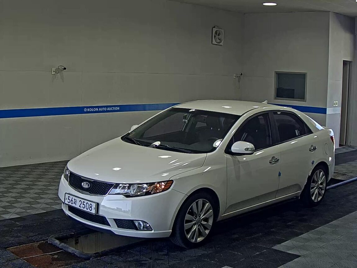 KIA FORTE 1.6 CVVT PREMIUM Si BLACK 2010 - zdjęcie 2