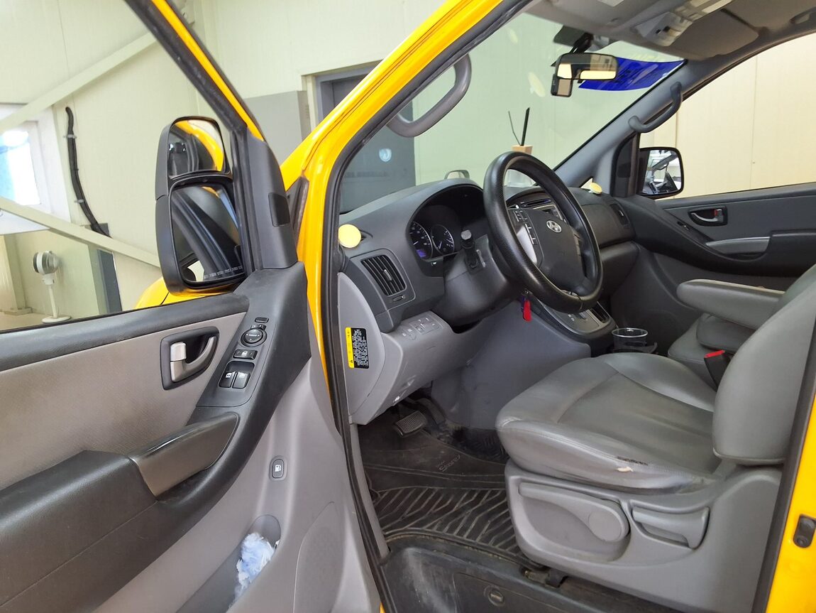 HYUNDAI GRAND STAREX CHILD SAFETY VEHICLE 12-SEATER 2017 - zdjęcie 11