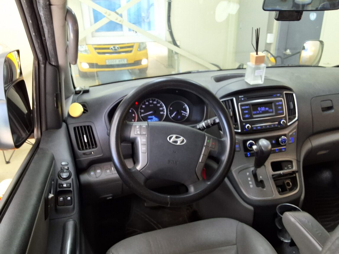 HYUNDAI GRAND STAREX CHILD SAFETY VEHICLE 12-SEATER 2017 - zdjęcie 12