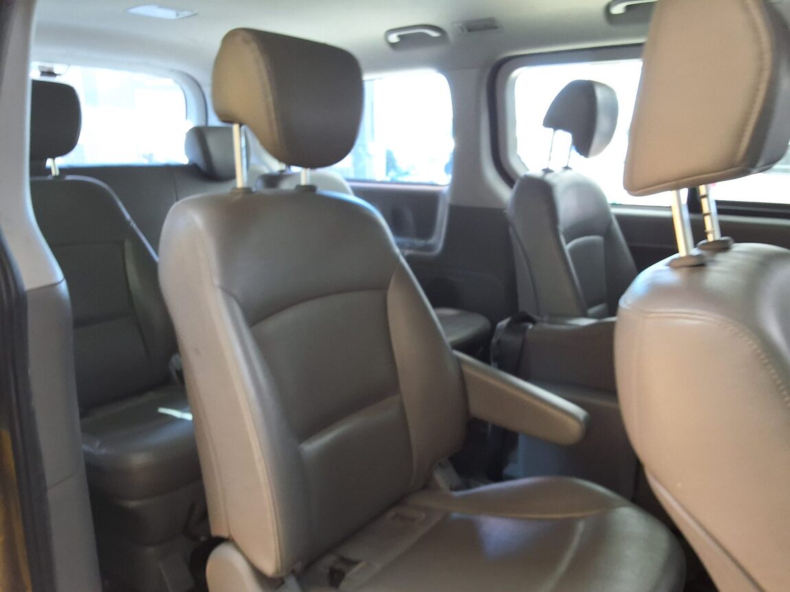 HYUNDAI GRAND STAREX CHILD SAFETY VEHICLE 12-SEATER 2017 - zdjęcie 14