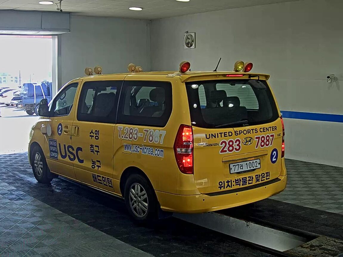 HYUNDAI GRAND STAREX CHILD SAFETY VEHICLE 12-SEATER 2017 - zdjęcie 6