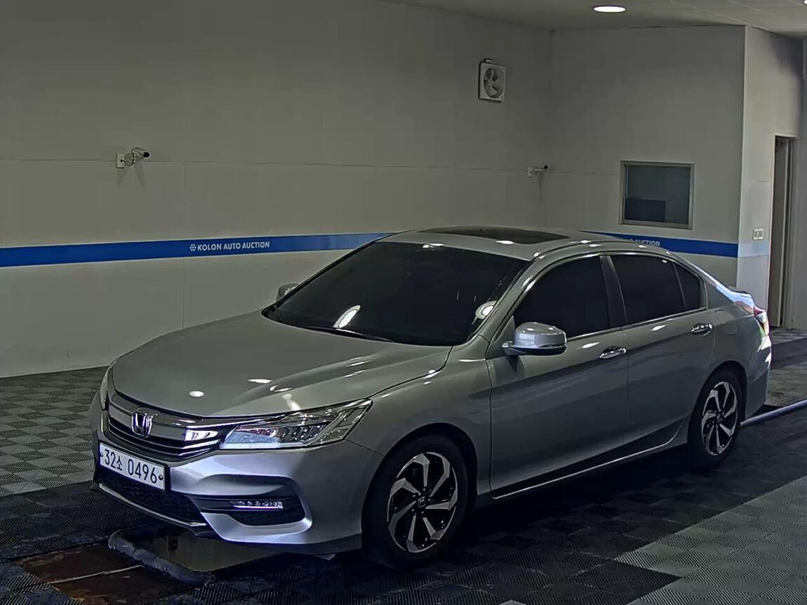 HONDA ACCORD (9TH GEN) 2.4 EX-L 2017 - zdjęcie 2