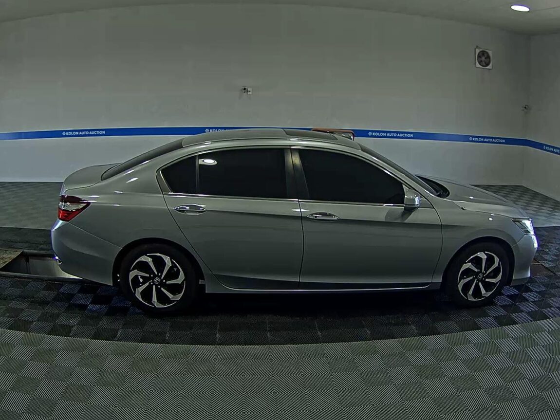 HONDA ACCORD (9TH GEN) 2.4 EX-L 2017 - zdjęcie 4