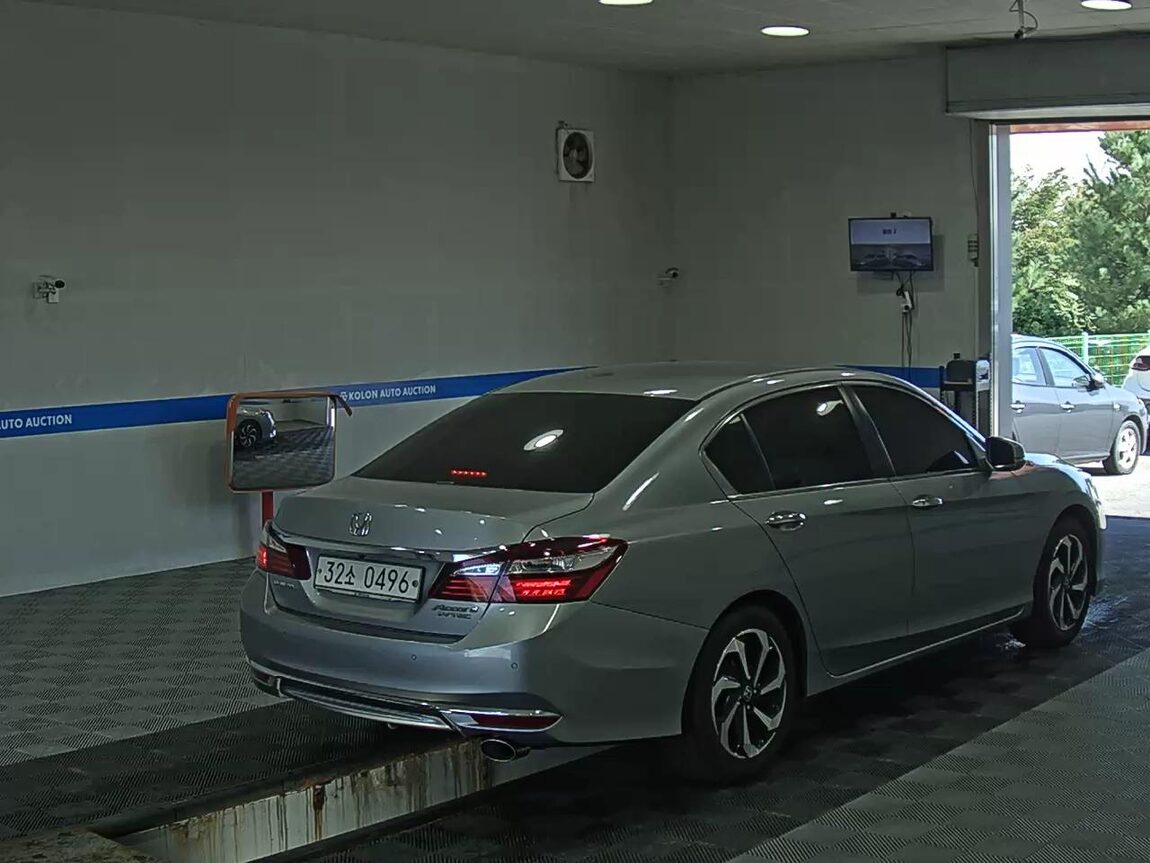 HONDA ACCORD (9TH GEN) 2.4 EX-L 2017 - zdjęcie 5