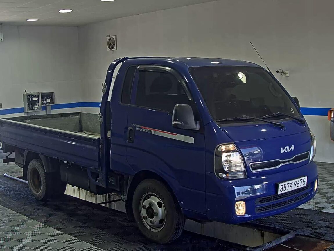 KIA THE NEW BONGO III CARGO 1.2 TON KING CAB EXTRA LONG WHEELBASE GL 2023 - zdjęcie 3