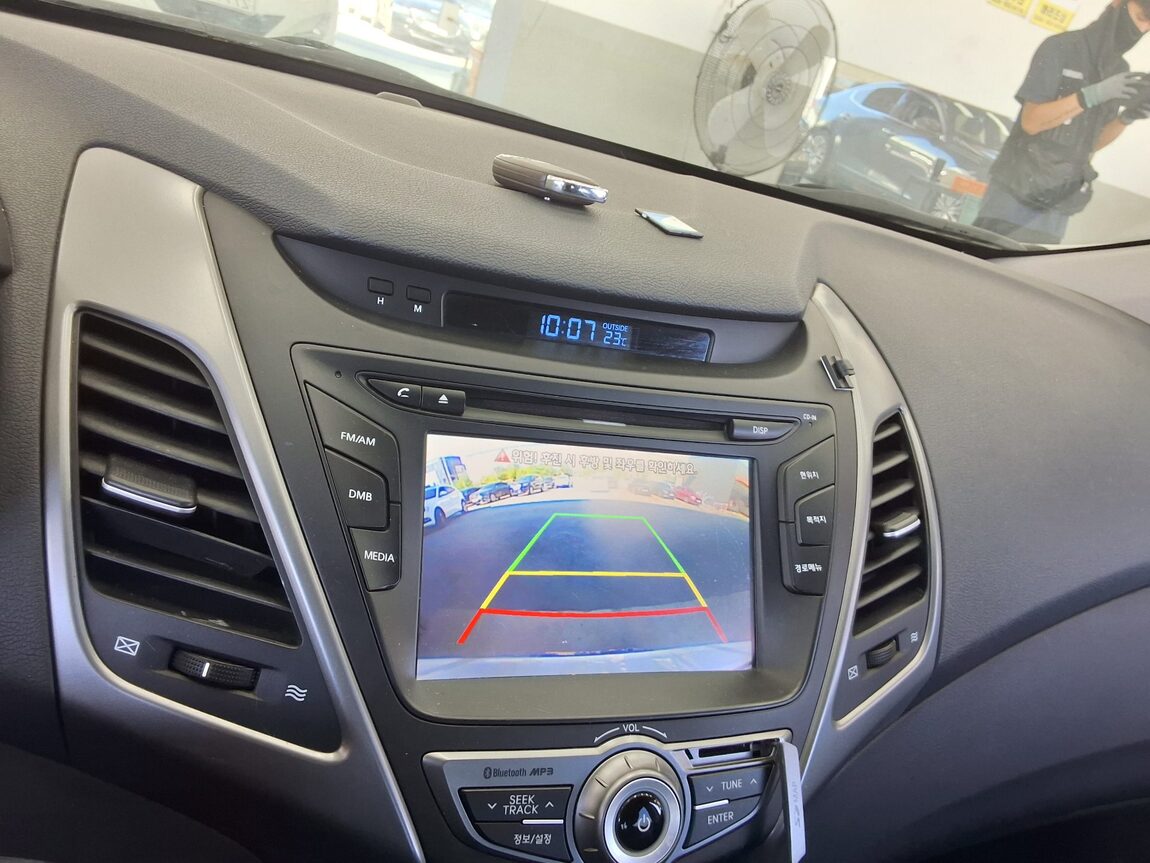 HYUNDAI THE NEW AVANTE MD 1.6 GDi SMART 2016 - zdjęcie 18