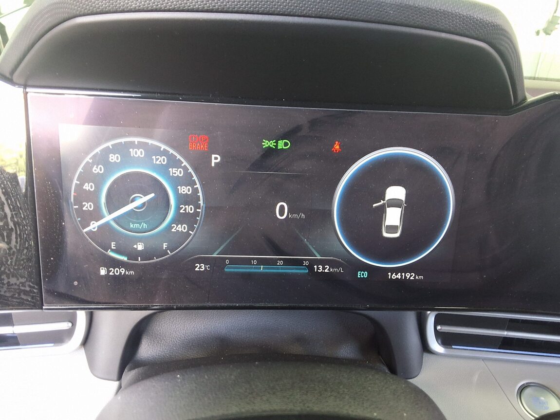 HYUNDAI AVANTE (CN7) 1.6 GASOLINE INSPIRATION 2021 - zdjęcie 10