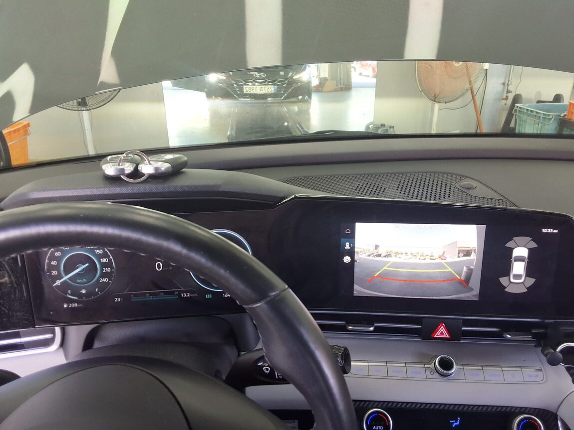 HYUNDAI AVANTE (CN7) 1.6 GASOLINE INSPIRATION 2021 - zdjęcie 19
