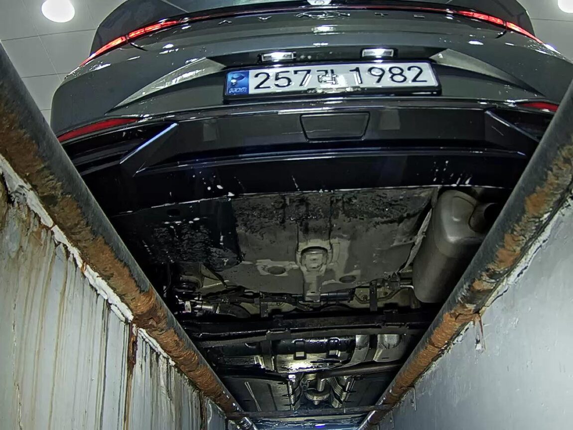 HYUNDAI AVANTE (CN7) 1.6 GASOLINE INSPIRATION 2021 - zdjęcie 8