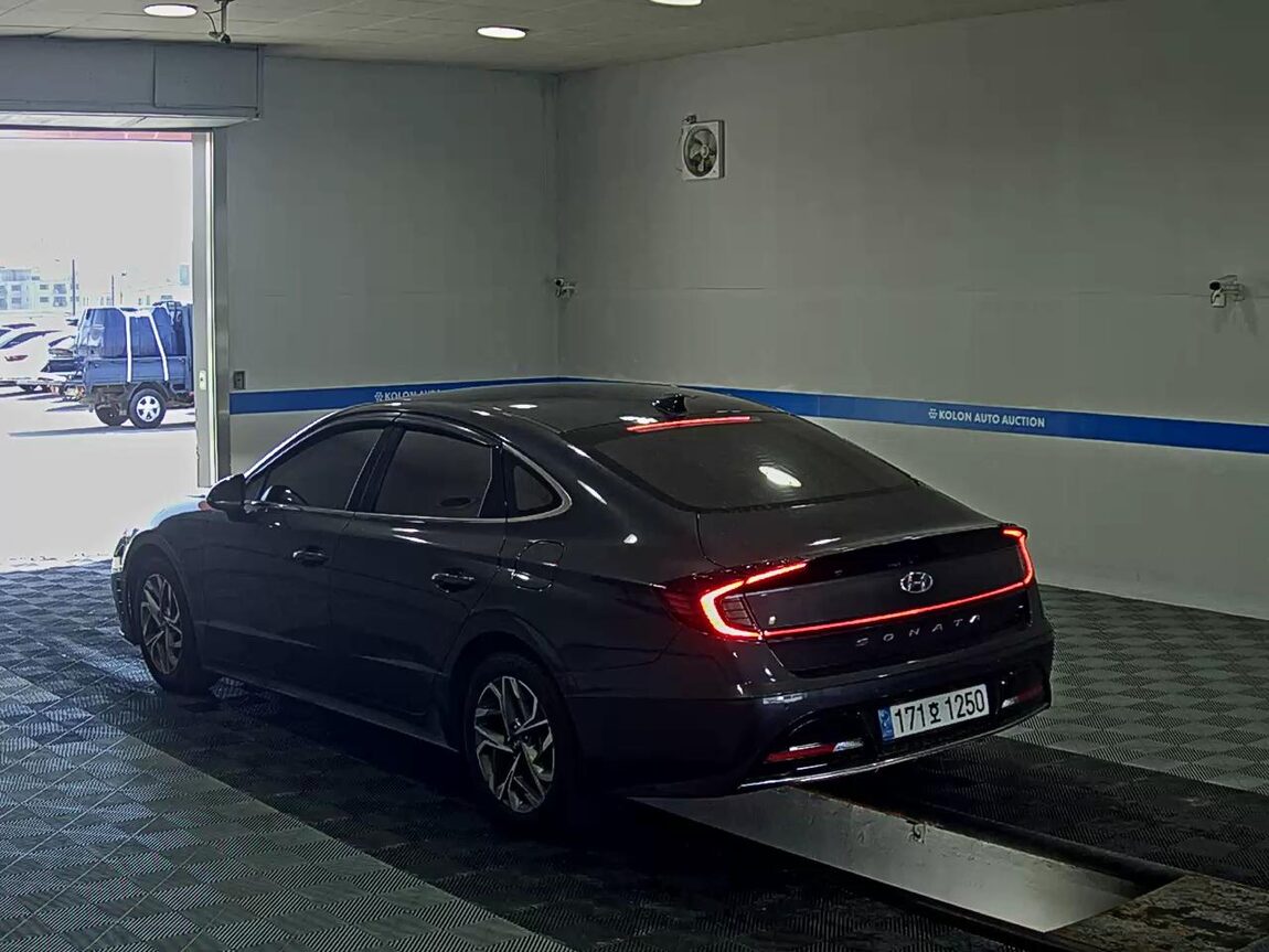 HYUNDAI SONATA (DN8) G2.0 PREMIUM PLUS 2023 - zdjęcie 6