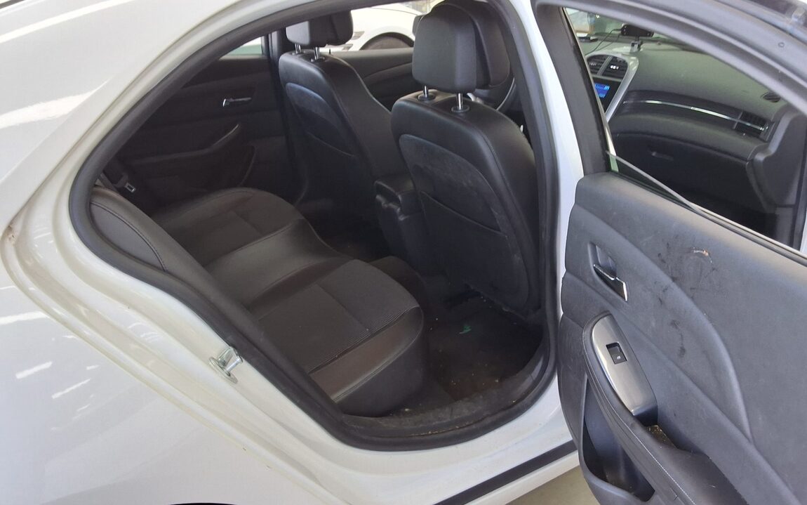 CHEVROLET (DAEWOO) MALIBU LPGi RENTAL CAR LS 2015 - zdjęcie 13