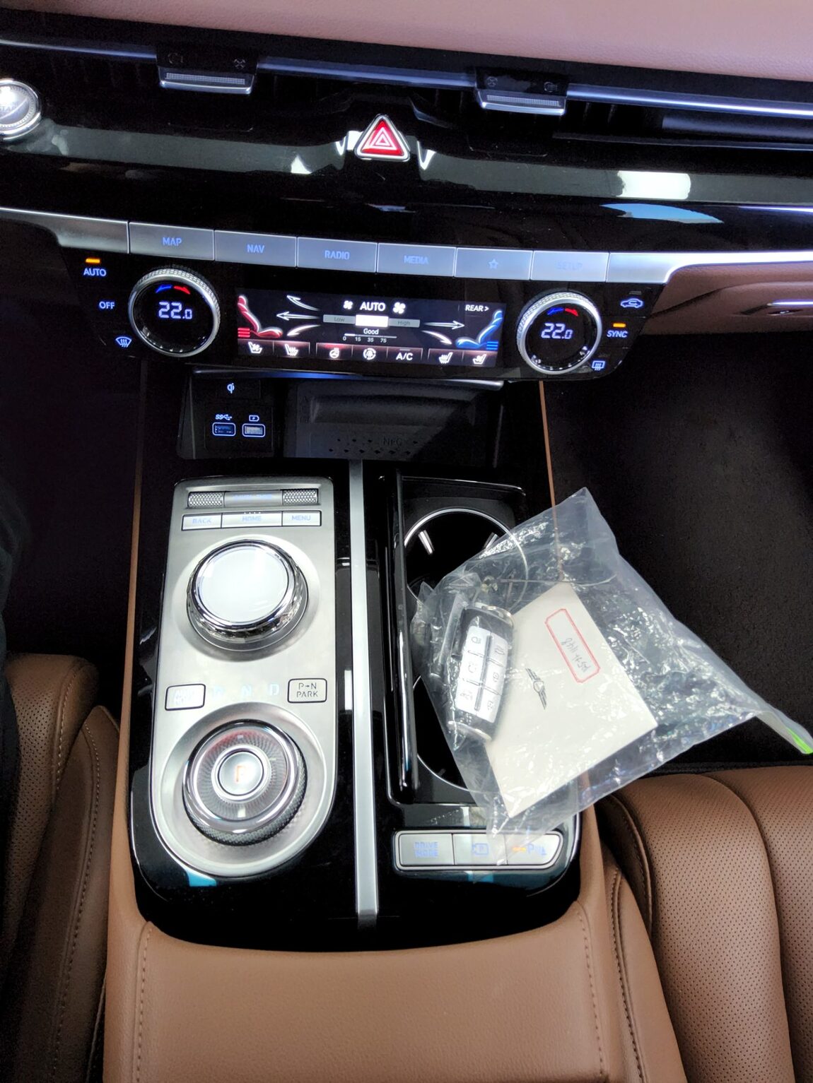 GENESIS THE ALL NEW G80 GASOLINE 2.5 AWD BASE MODEL 2024 - zdjęcie 19