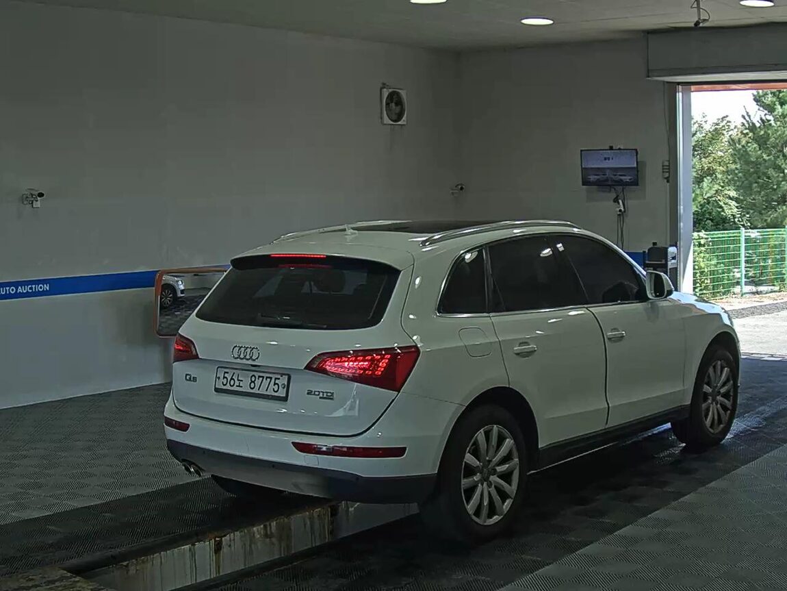 AUDI Q5 2.0 TDI QUATTRO DYNAMIC 2009 - zdjęcie 5