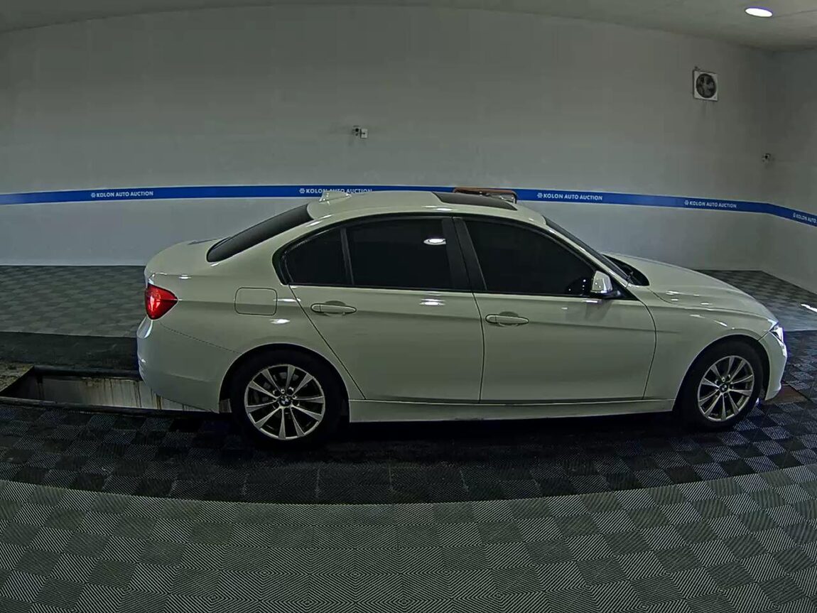 BMW 3 SERIES (6TH GEN) 320d 2018 - zdjęcie 4