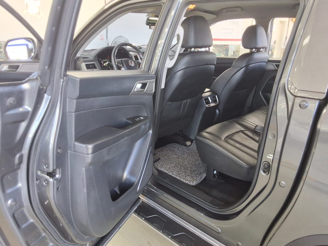 KG MOBILITY (SSANGYONG) REXTON SPORTS 2.2 4WD PRESTIGE 2018 - zdjęcie 12