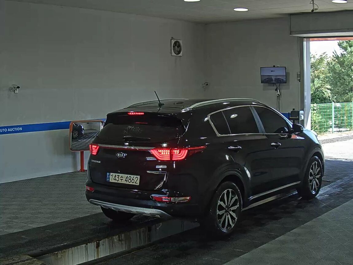KIA NEW SPORTAGE 1.7 2WD NOBLESSE 2016 - zdjęcie 5