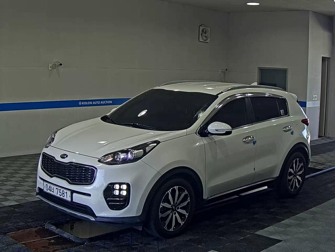 KIA NEW SPORTAGE 1.7 2WD NOBLESSE 2018 - zdjęcie 2