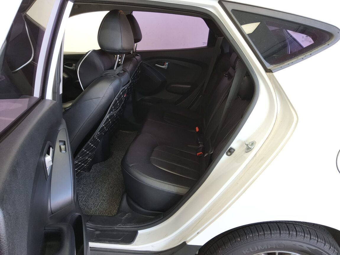 HYUNDAI NEW TUCSON ix DIESEL R2.0 4WD SMART 2014 - zdjęcie 12