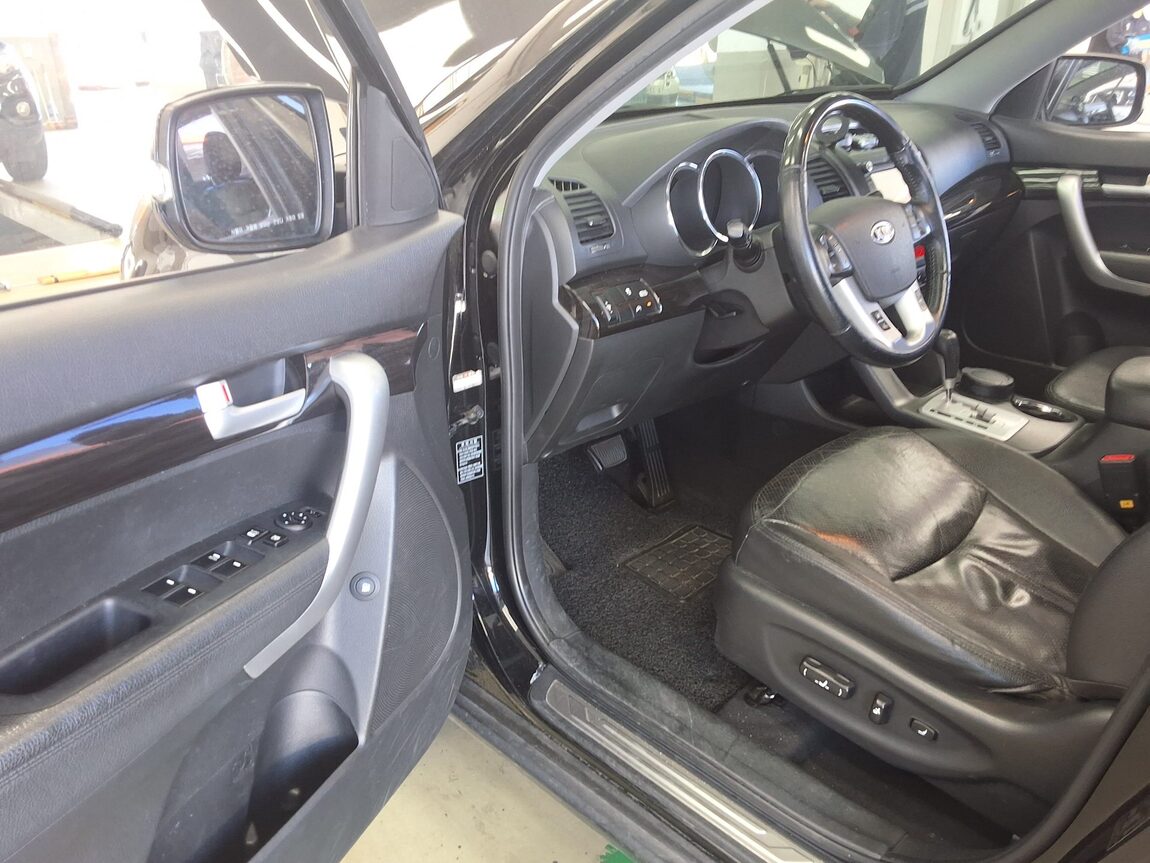KIA SORENTO R DIESEL 2.2 2WD TLX LUXURY MODEL 2010 - zdjęcie 11