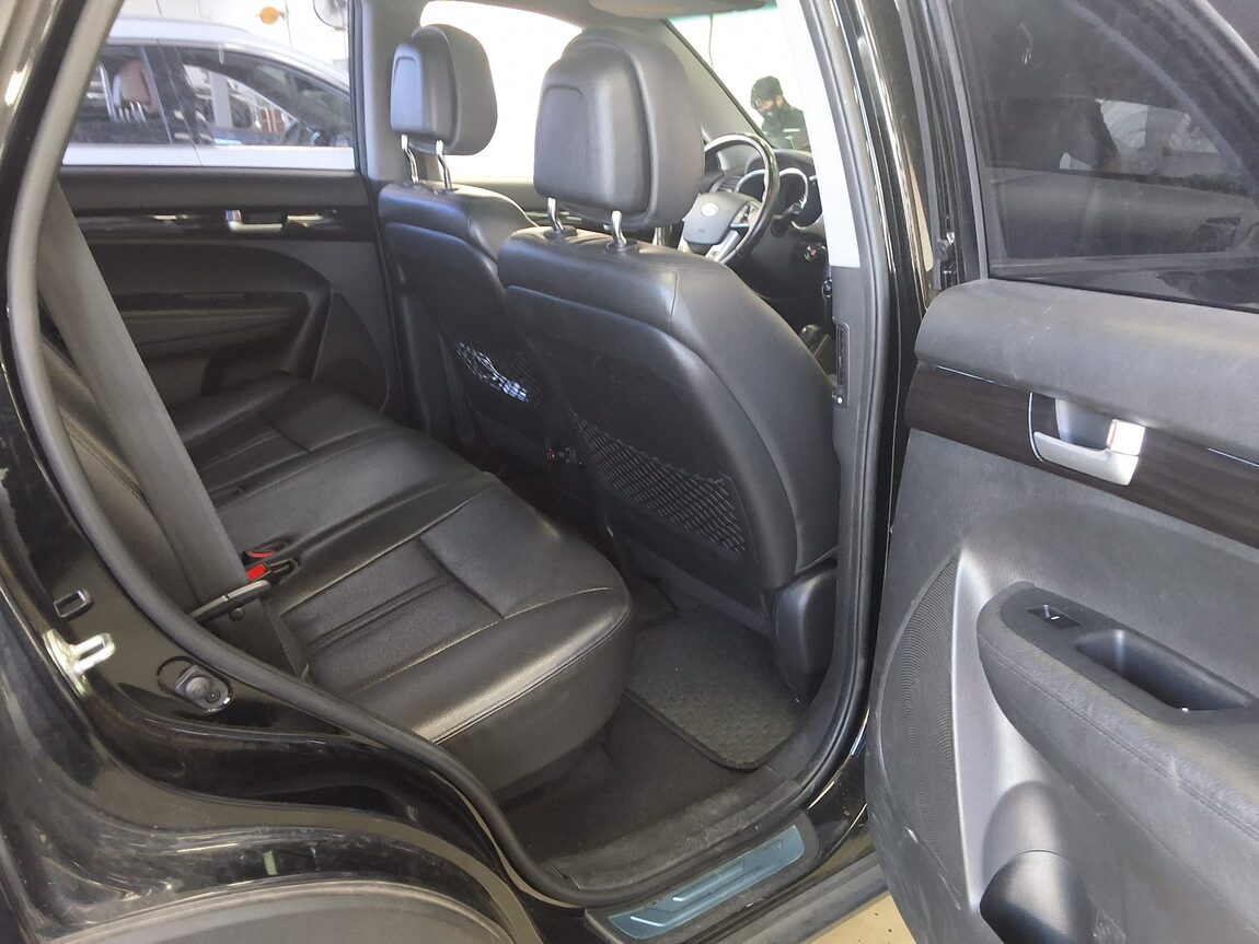 KIA SORENTO R DIESEL 2.2 2WD TLX LUXURY MODEL 2010 - zdjęcie 14